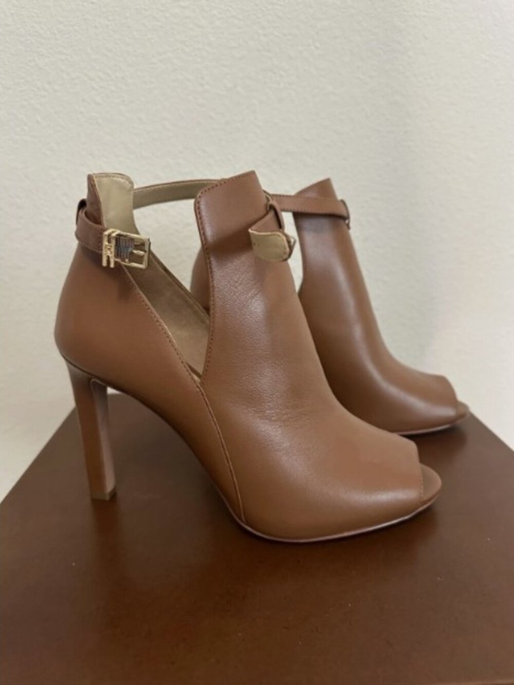 Michael Kors Luggage Tan Leather Lawson Peep Toe Heeled Booties